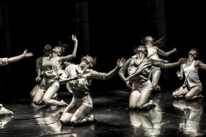 Kibbutz Contemporary Dance Company: Horses in the Sky